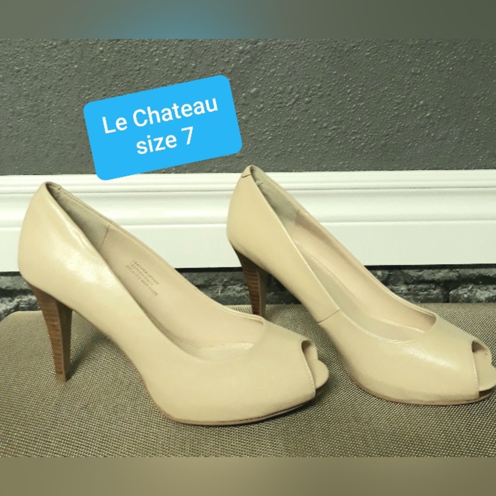 EUC Beige LeChateau Platform Peeptoe Heels